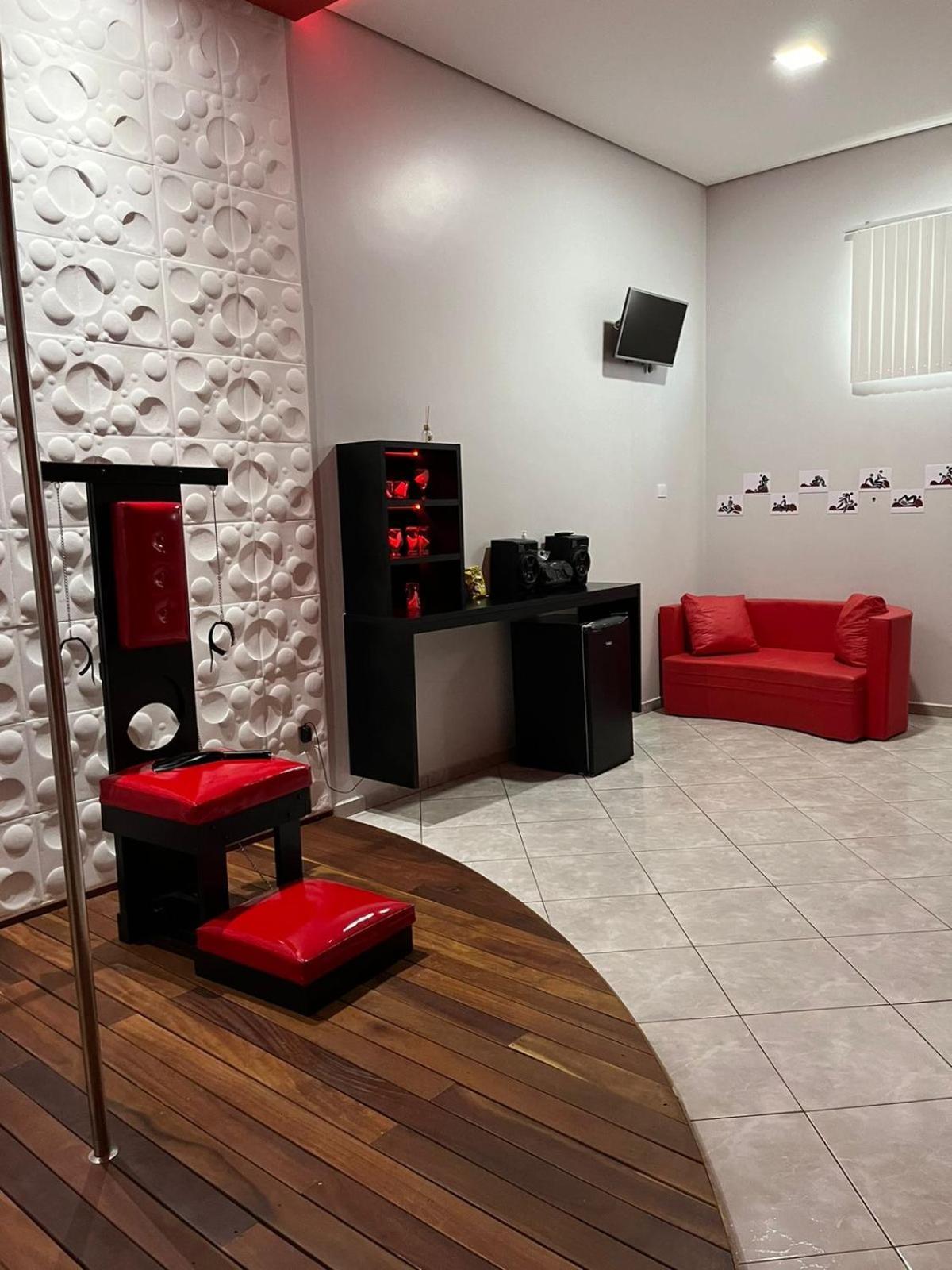 Fetiche Motel Presidente Medici  Exteriör bild